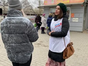 Опросы жителей в общественных местах