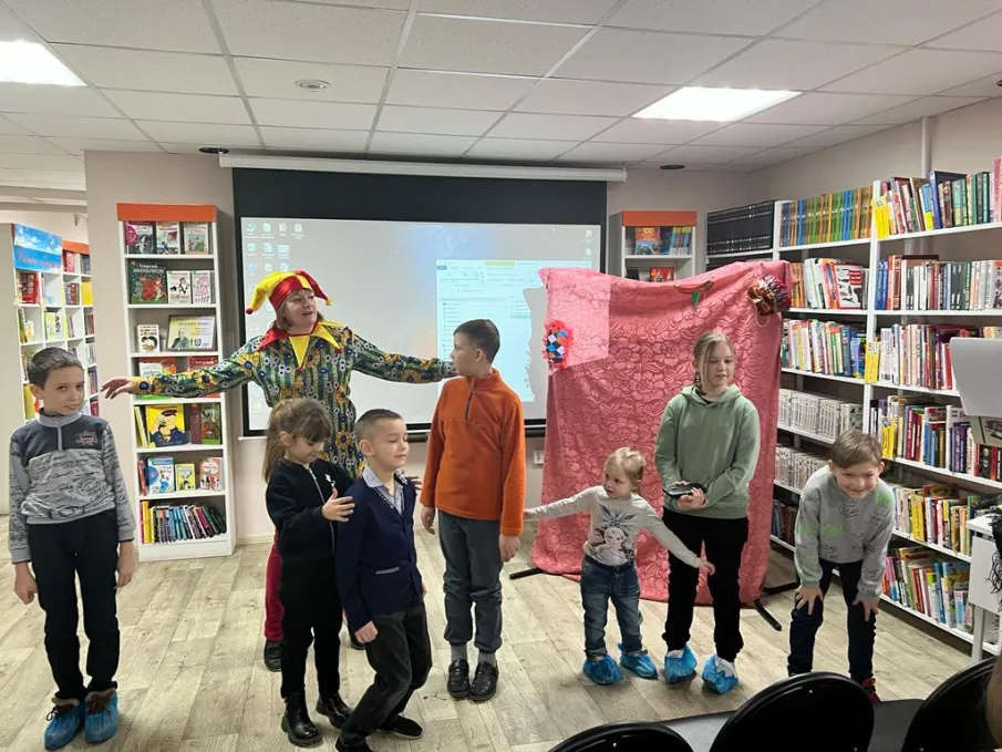 Литературно-игровая программа «Волшебный мир театра»