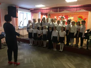 В ДШИ состоялся концерт ко Дню освобождения города Зверево от немецко-фашистских захватчиков