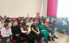 В торгово-промышленном техникуме имени Л.Б. Еремина состоялась встреча зверевских студентов с Михаилом Ингерлейб
